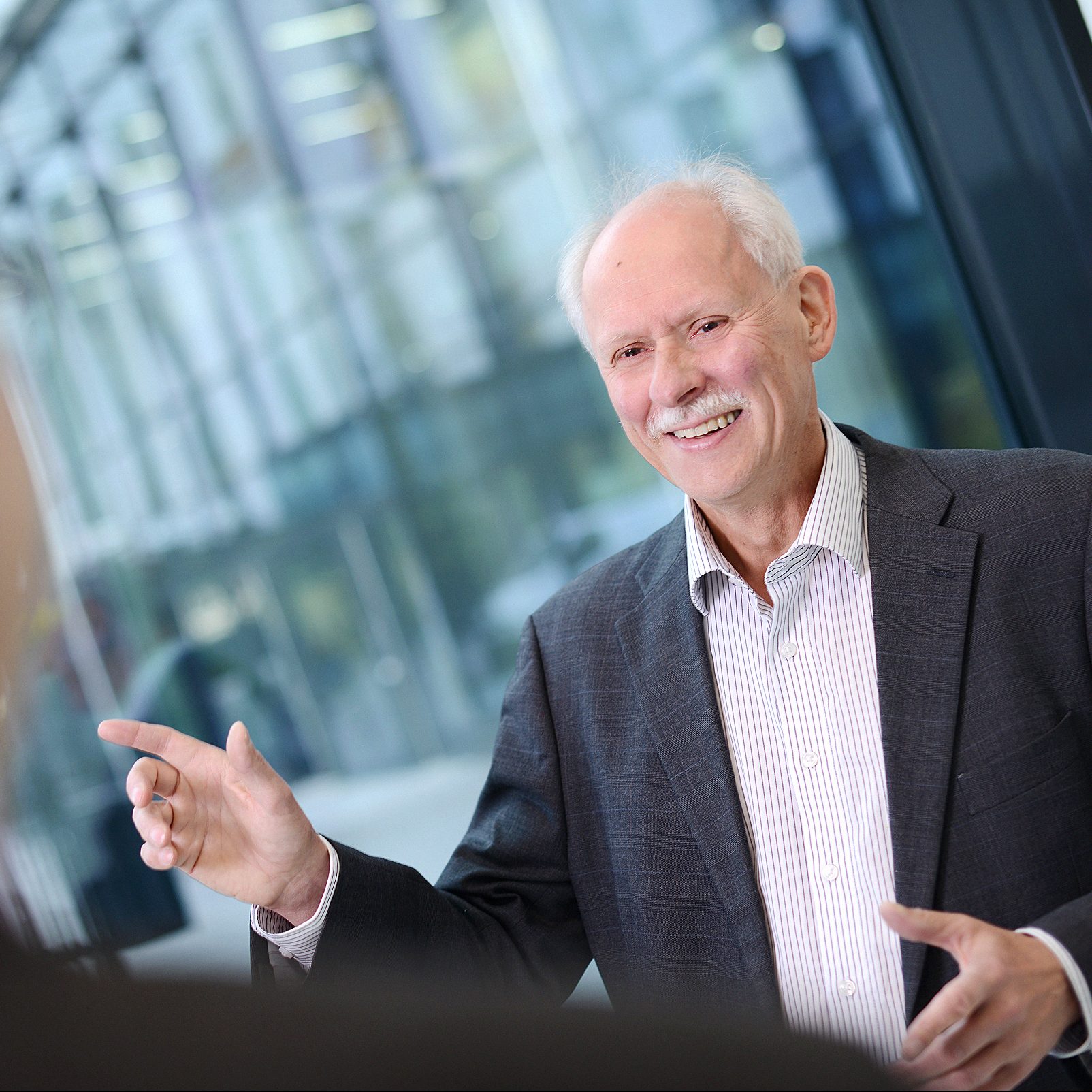 Johda suorituskykyä tiedon avulla Kai LAamanen